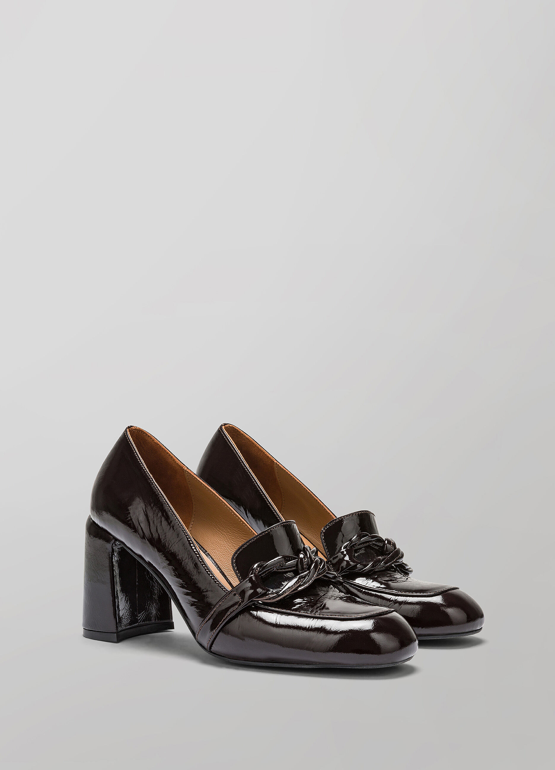 Naplak loafer with heel _0