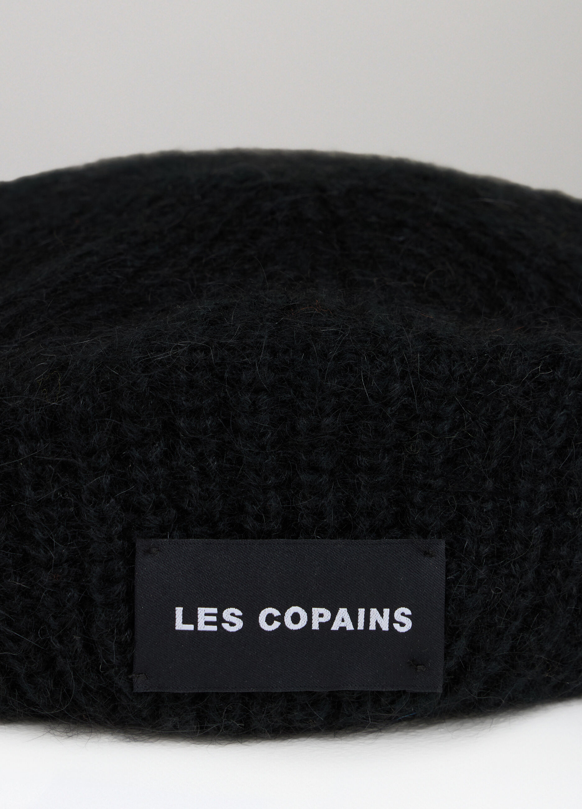 French beret in mohair and acrylic blend