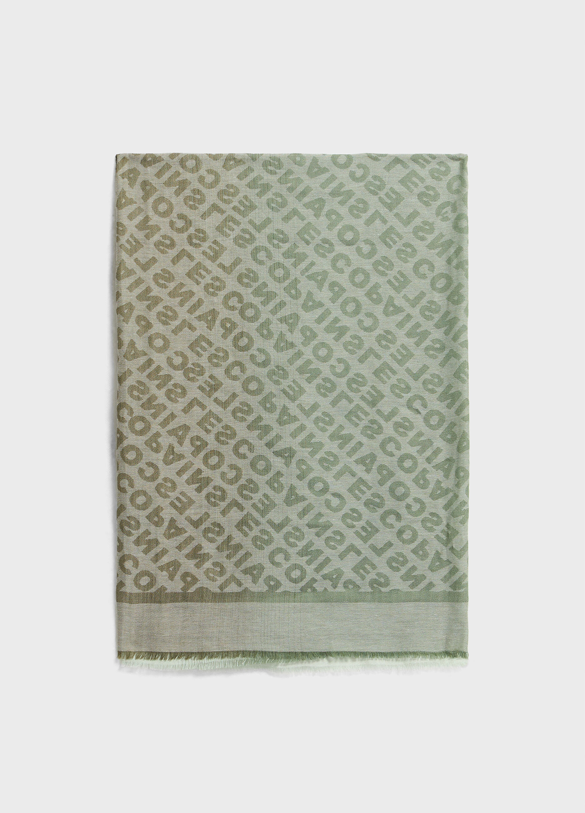 Scarf with jacquard-effect lettering