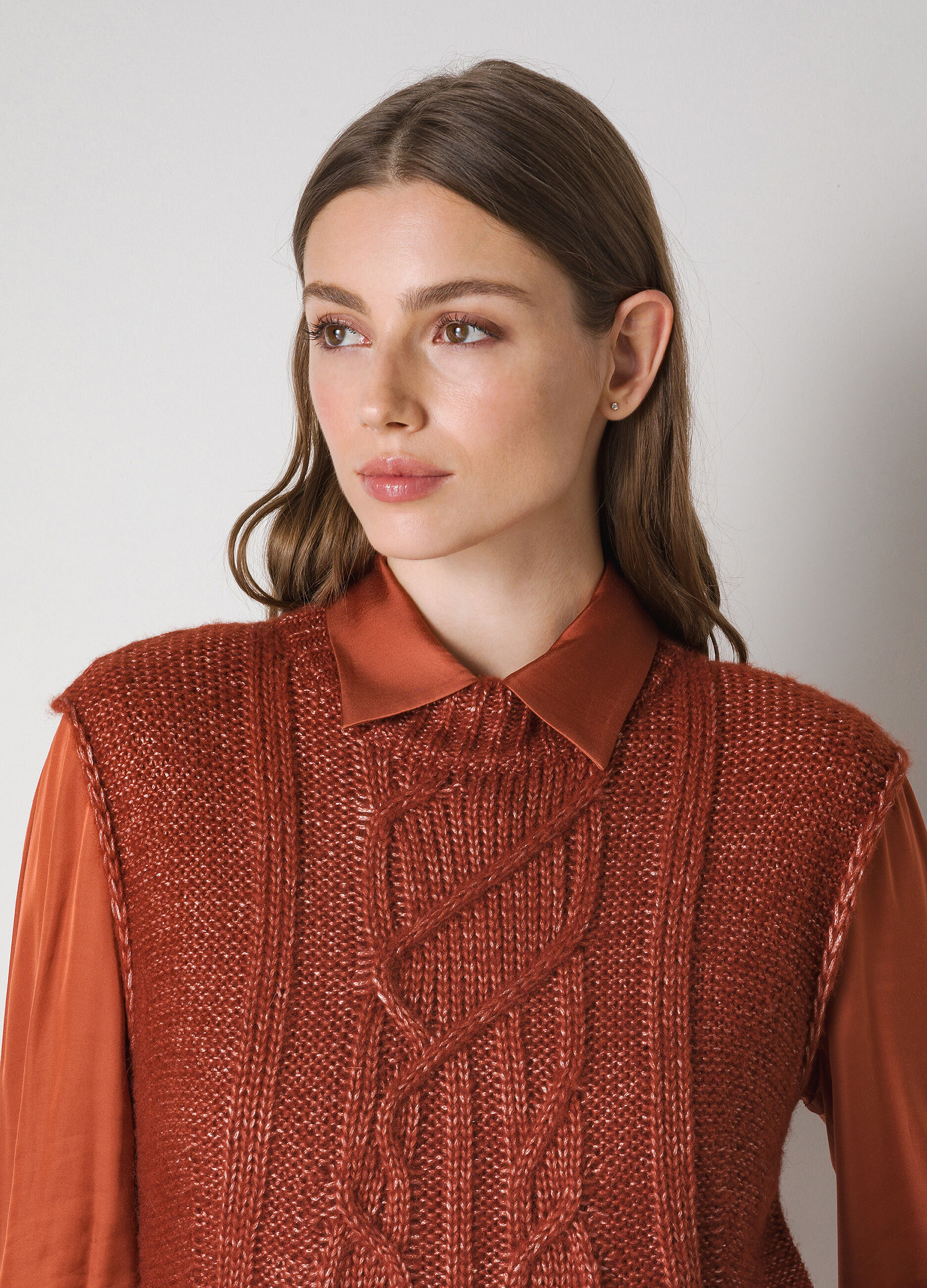 Sleeveless tricot in wool blend