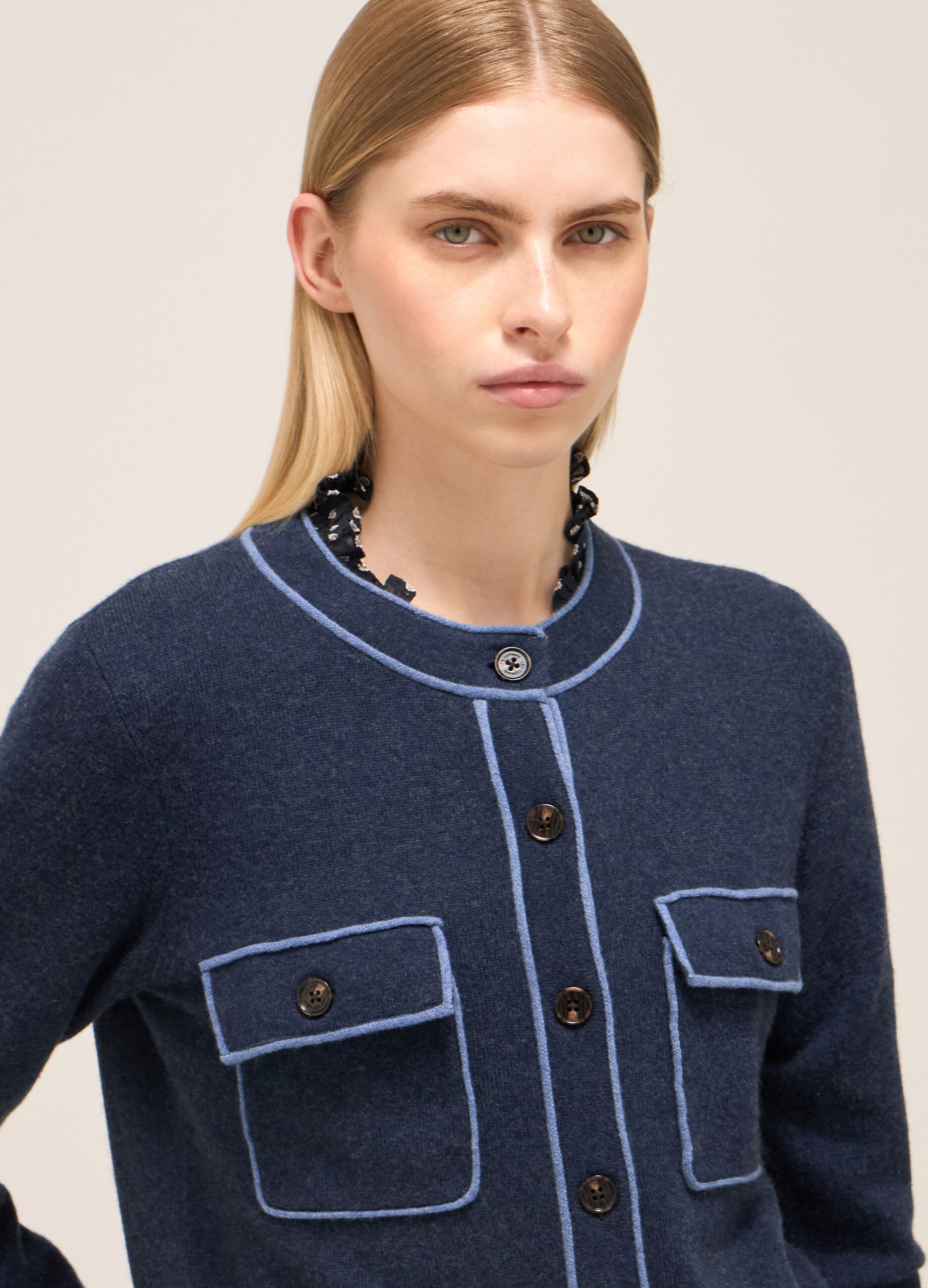 Knitted cardigan in wool and cashmere