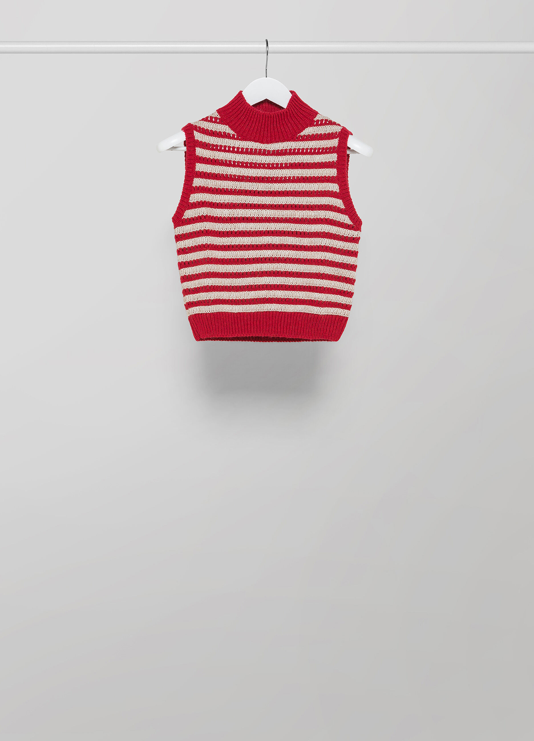 Sleeveless tricot in alpaca wool blend 