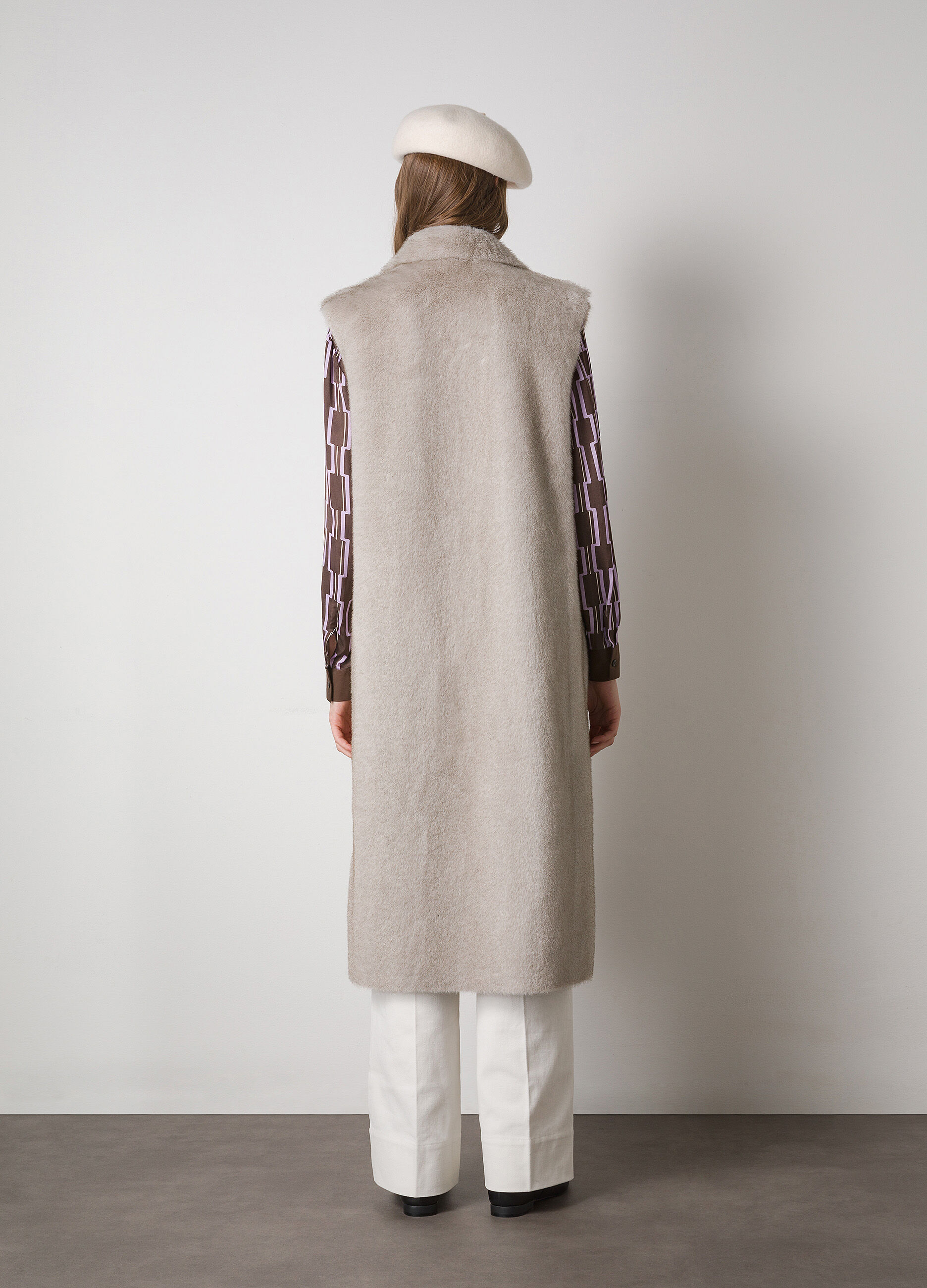 Sleeveless faux fur_1