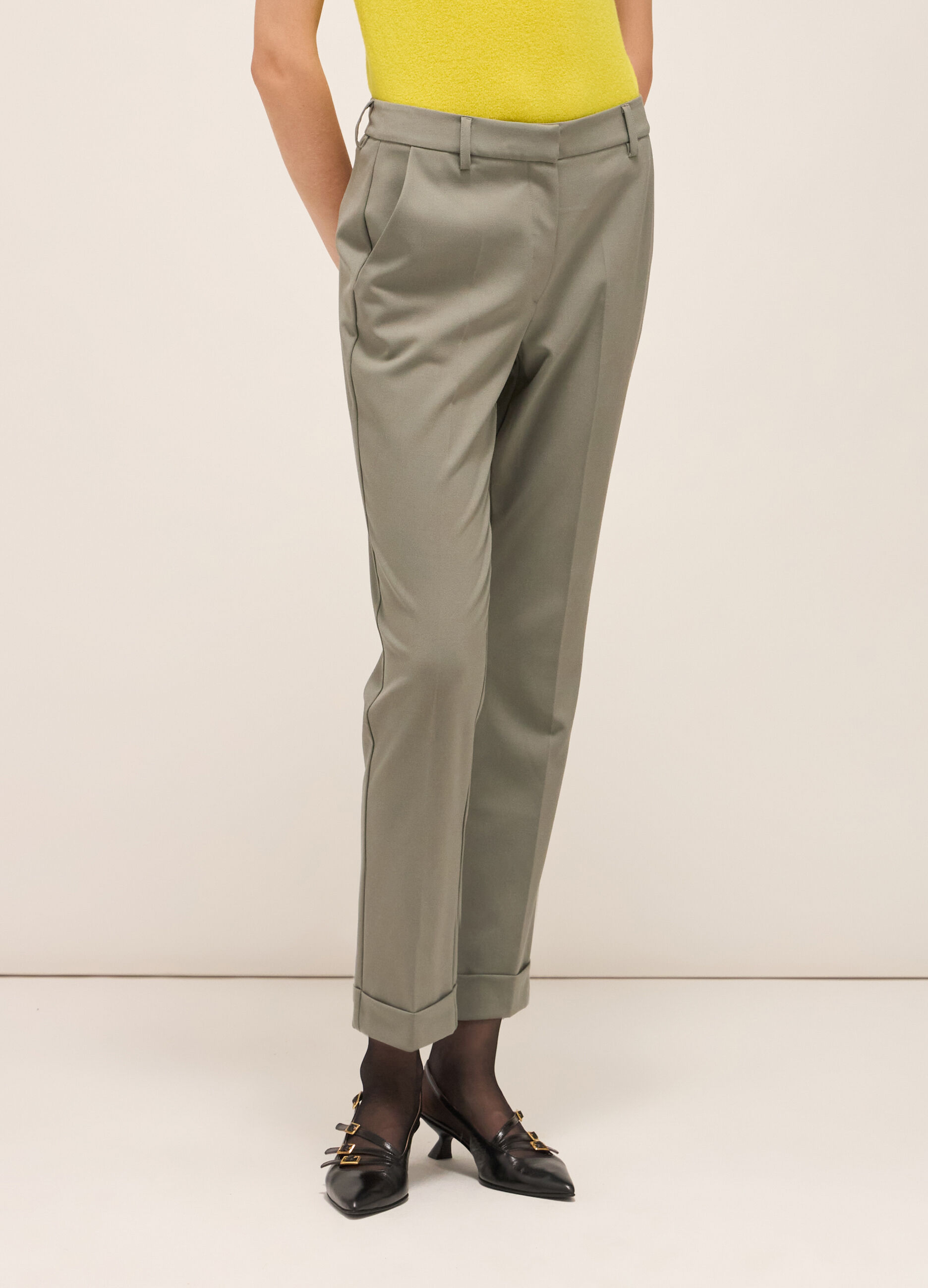 Cigarette trousers in stretch viscose
