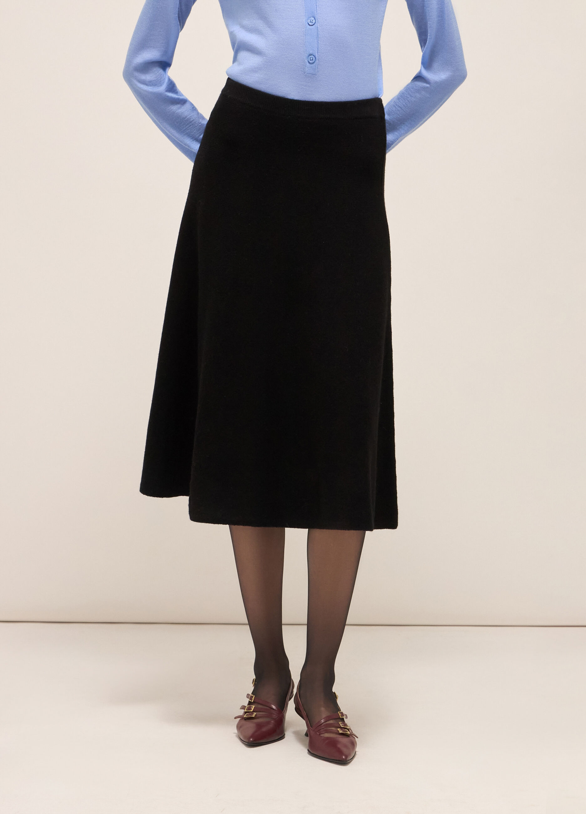 Midi skirt in wool blend knit