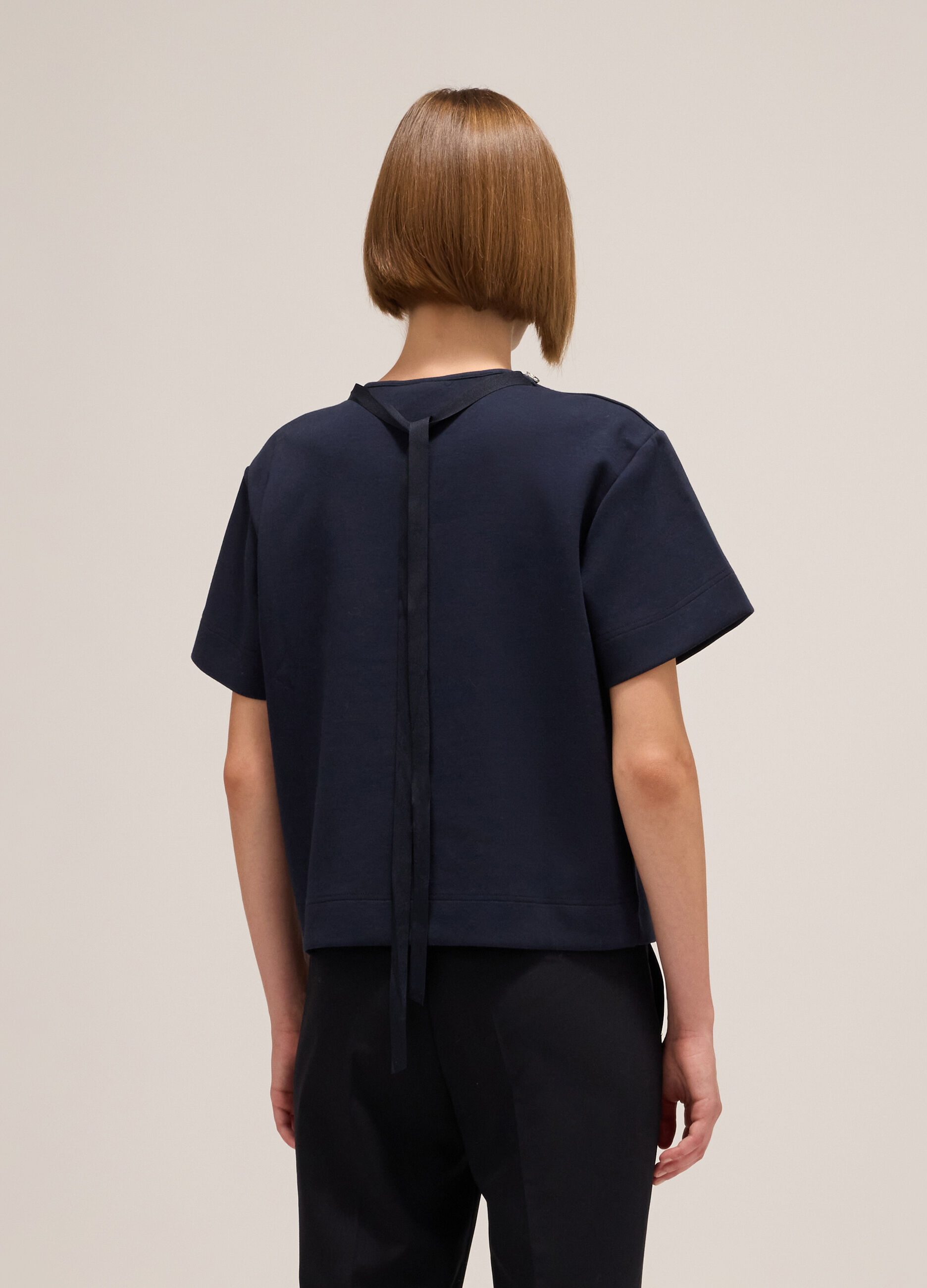 Top with short sleeves and diamantés