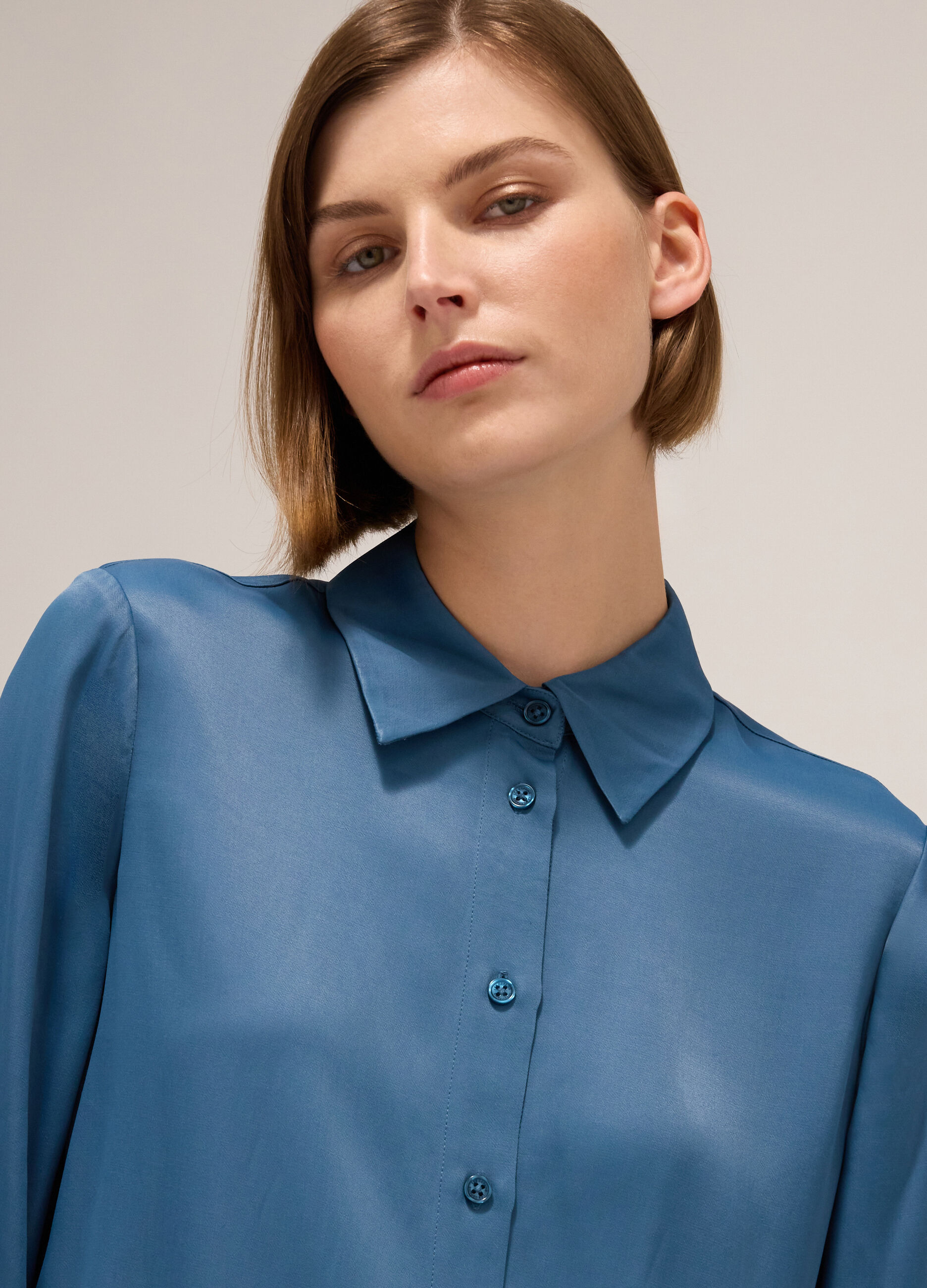 Long-sleeved shirt in viscose