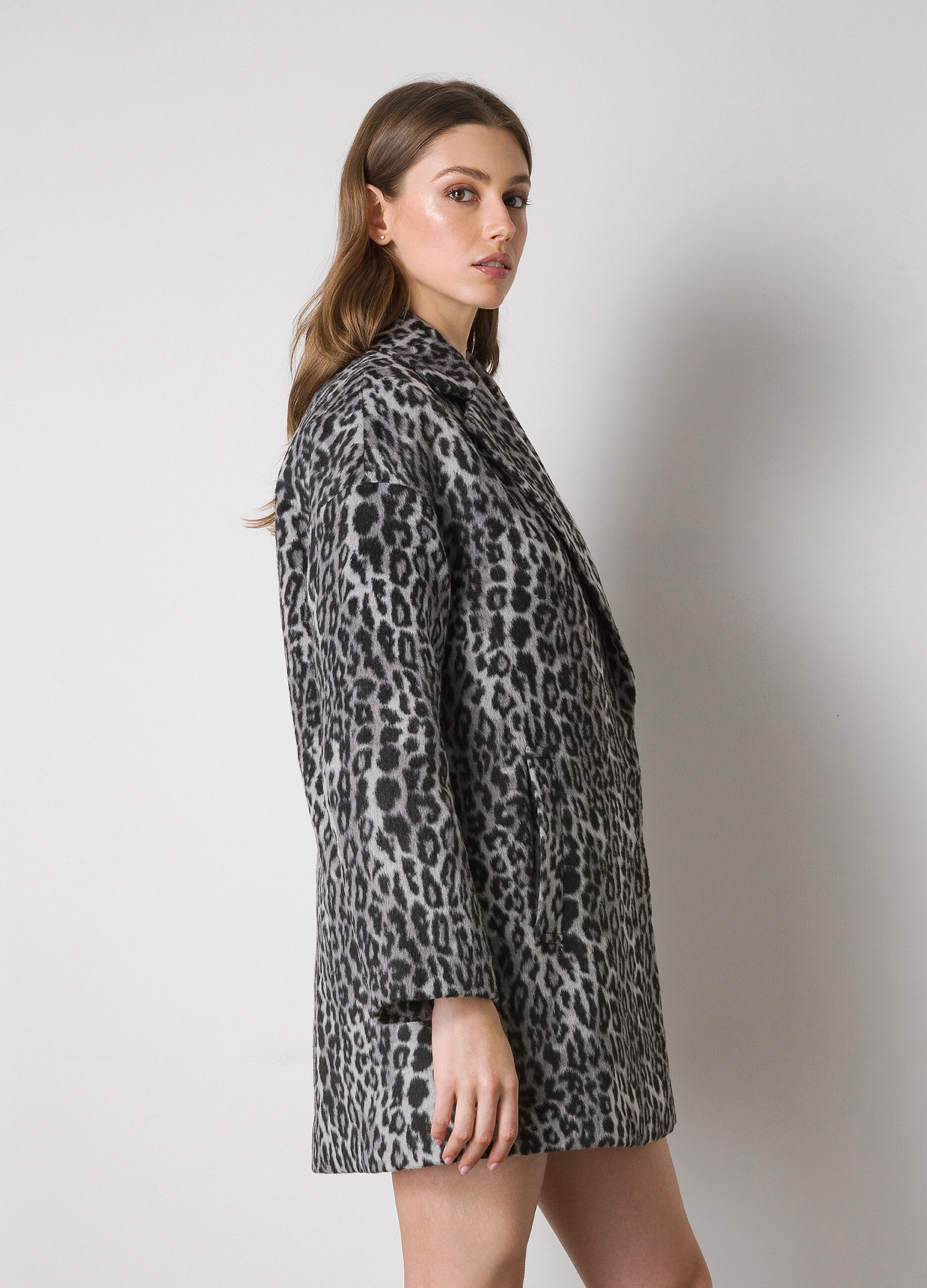 Wool blend coat with animal print_3