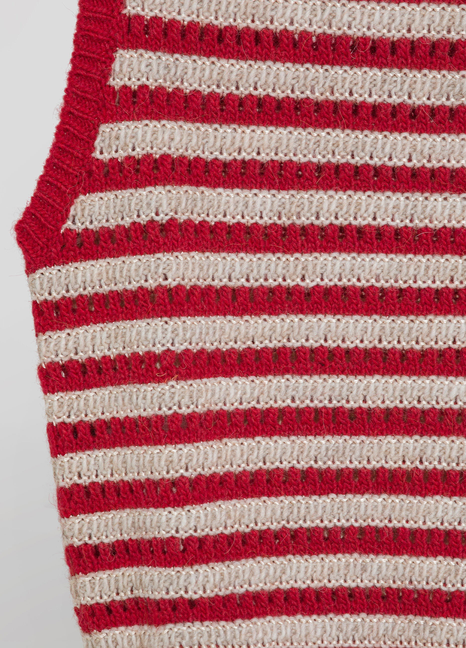 Sleeveless tricot in alpaca wool blend 