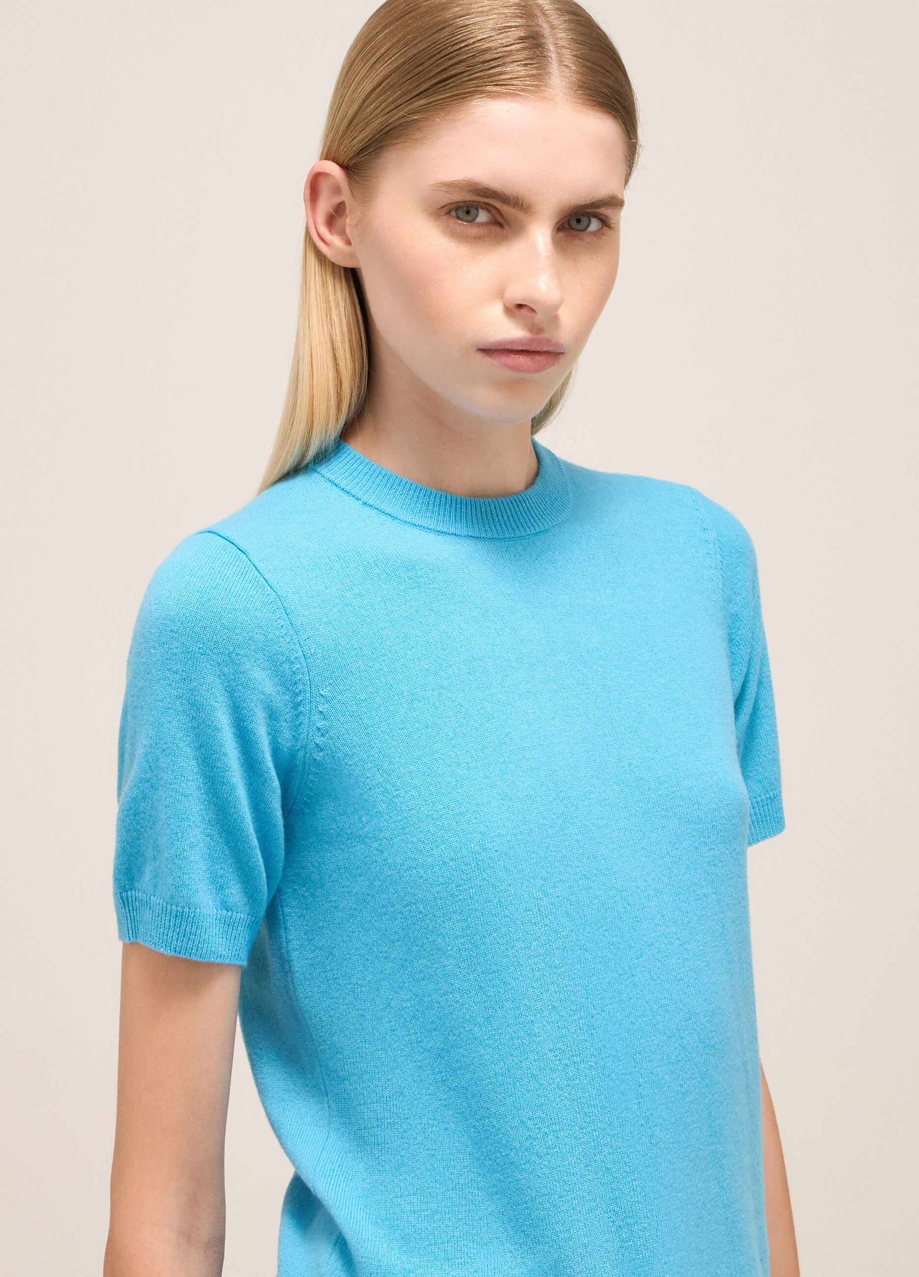 Maglia tricot con maniche a sbuffo