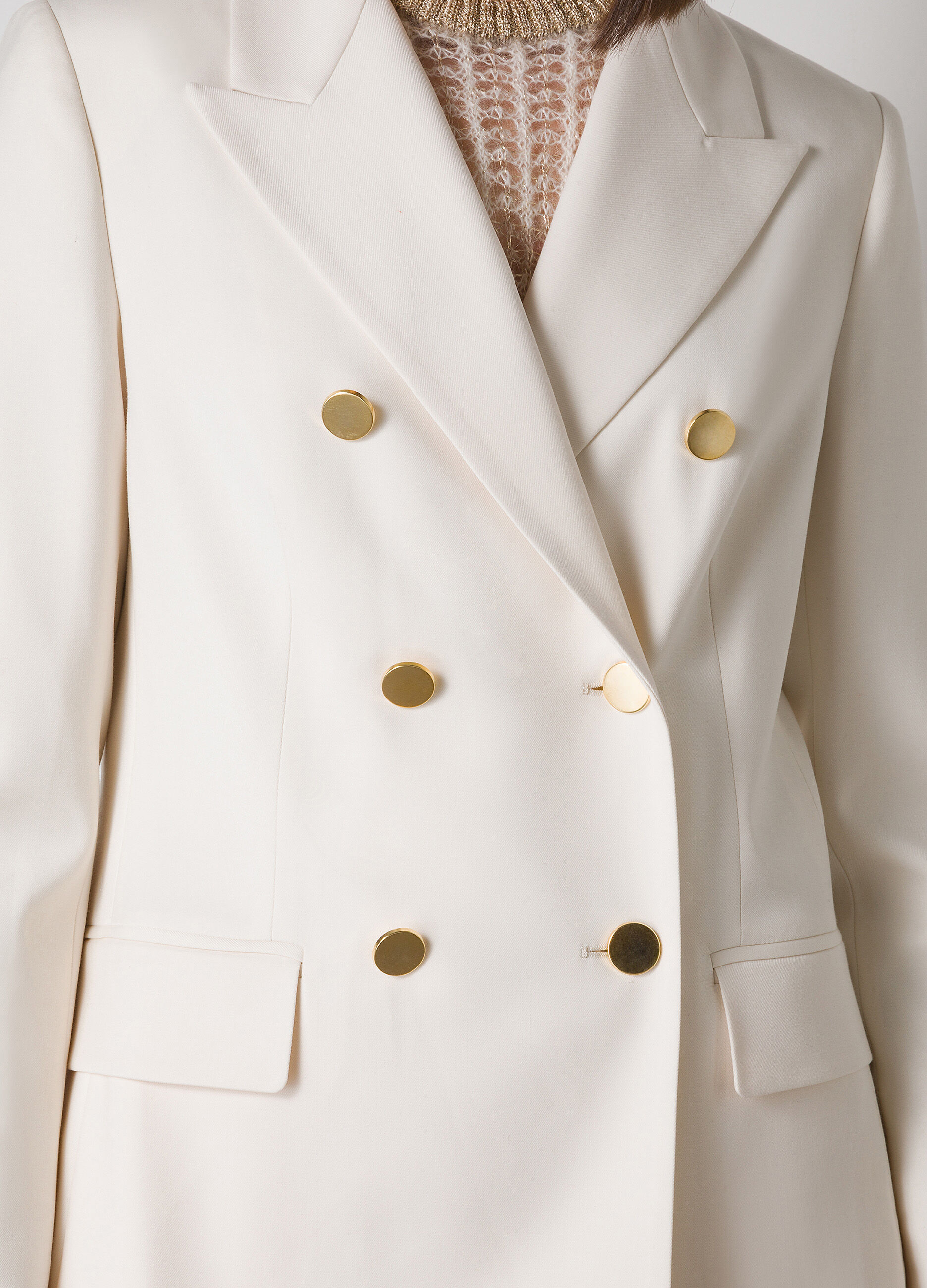White double-breasted blazer_2