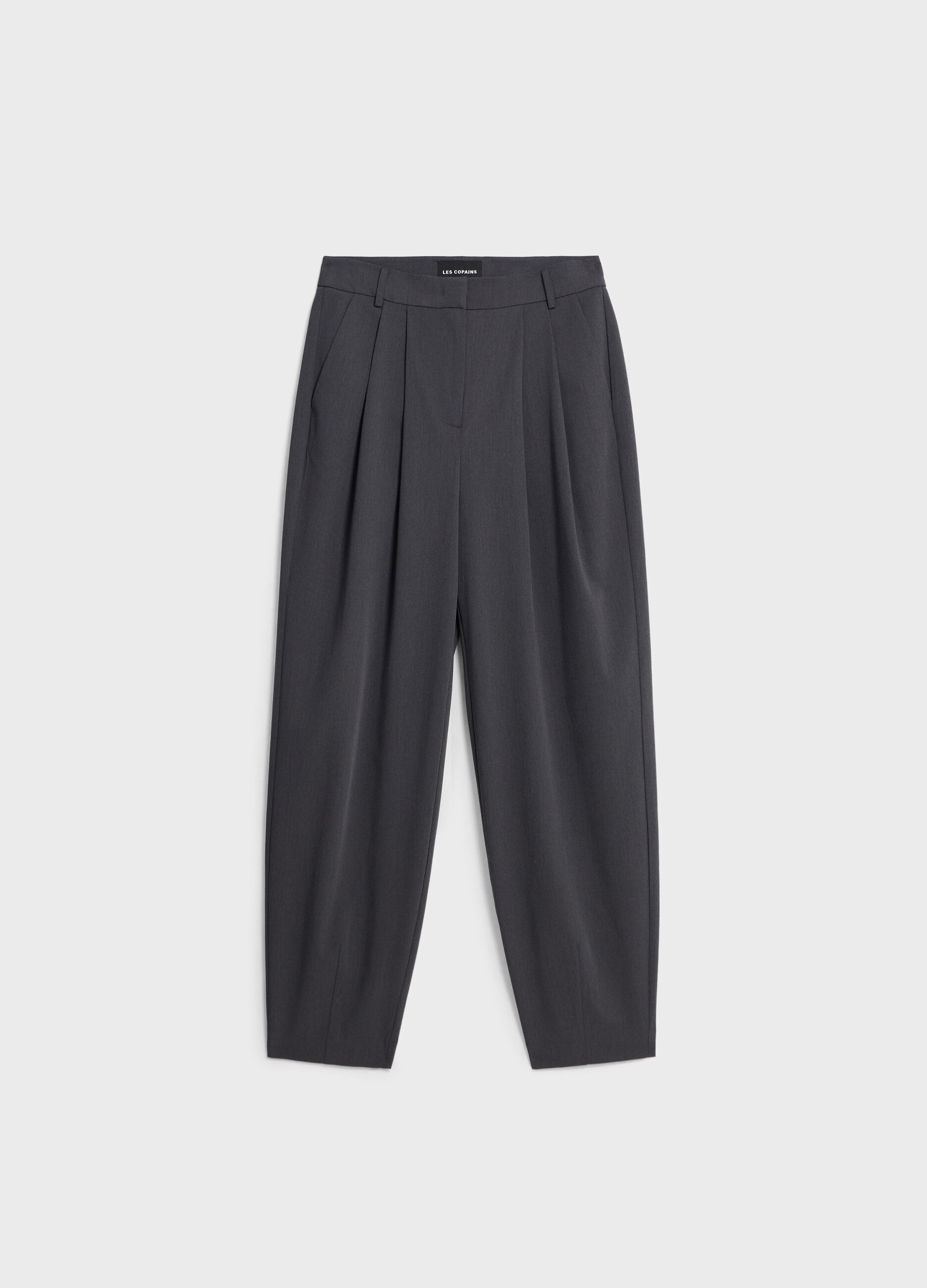 Slouchy trousers with double darts