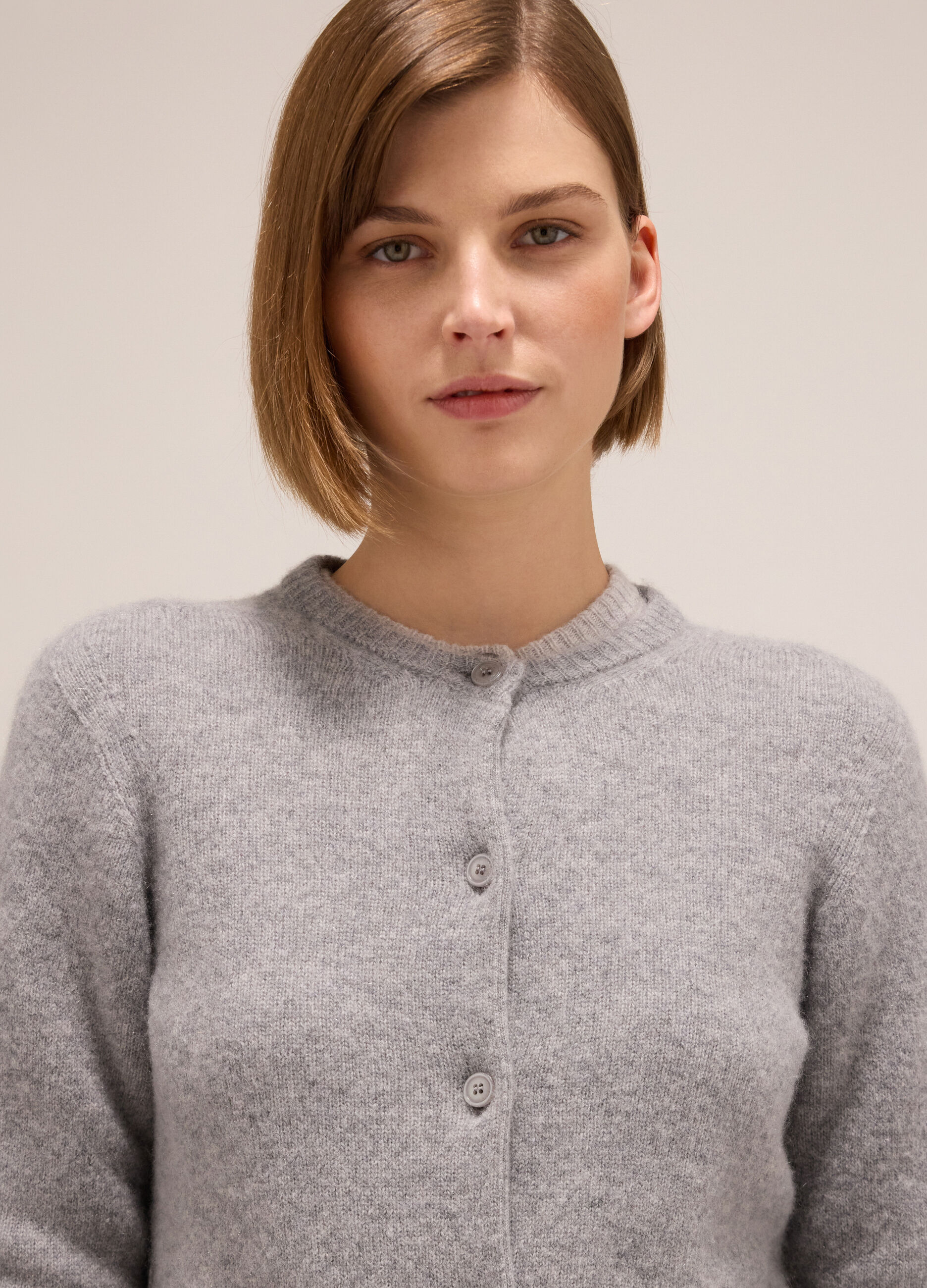 Knitted cardigan in cashmere and merino wool
