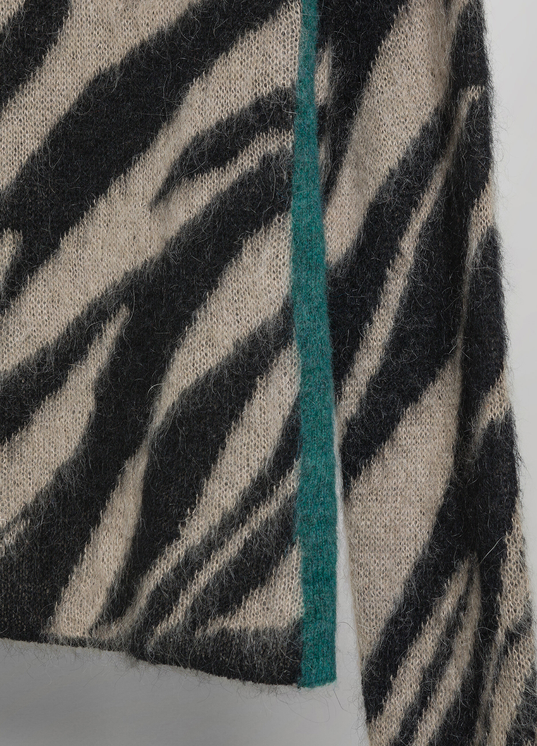 Tricot pullover in mohair wool blend_6