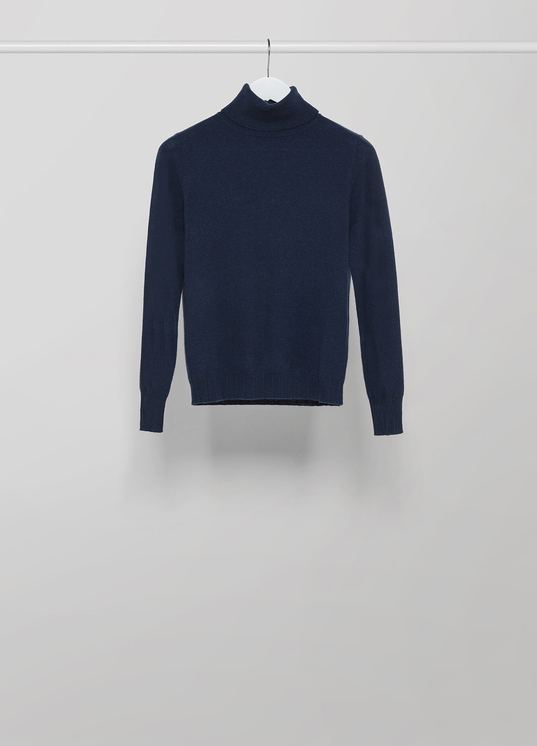 Pure cashmere turtleneck