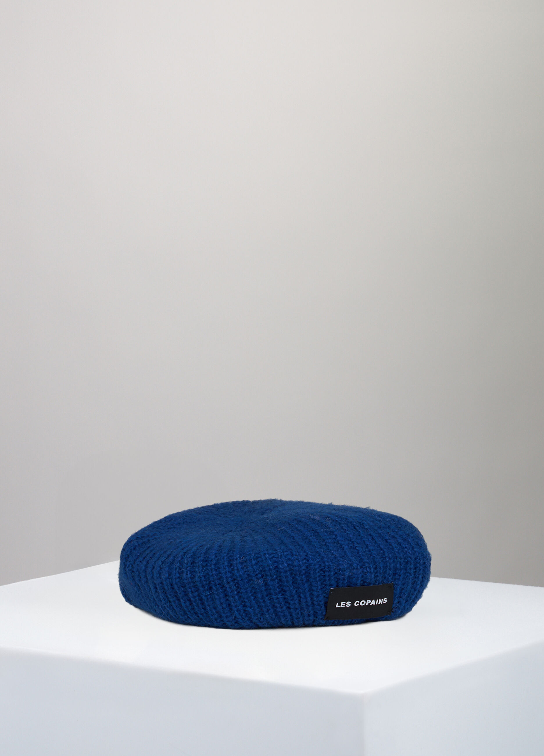 French beret in mohair and acrylic blend