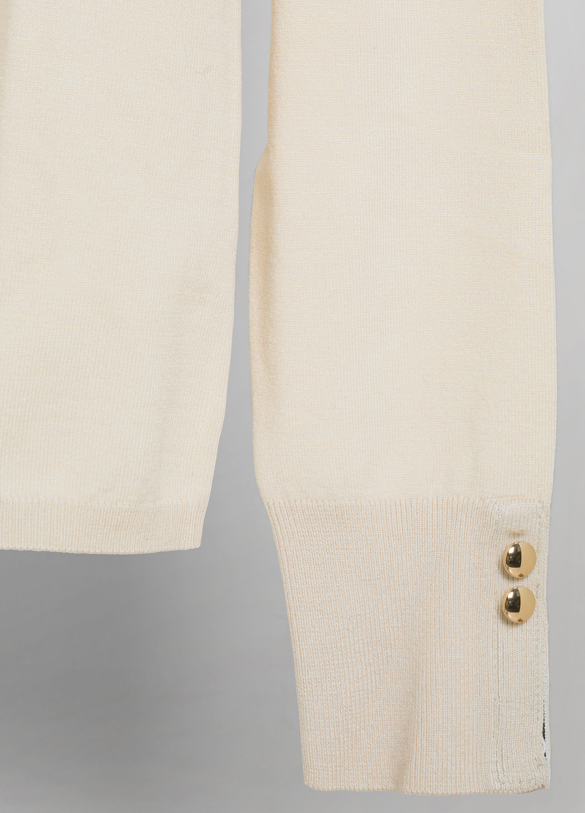 Tricot turtleneck with buttons_6