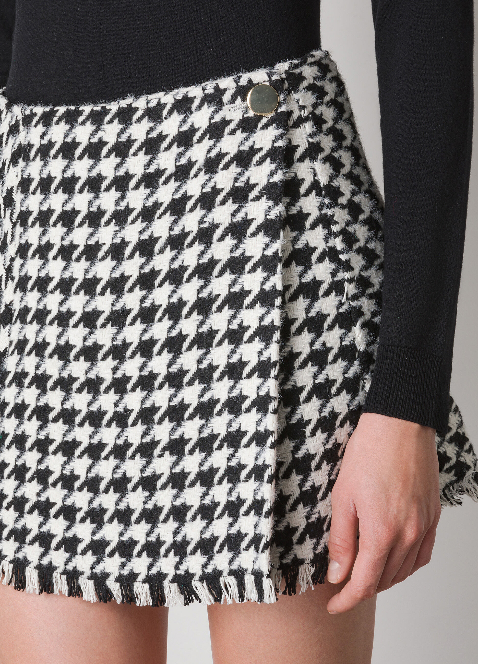 Houndstooth wrap-around skirt