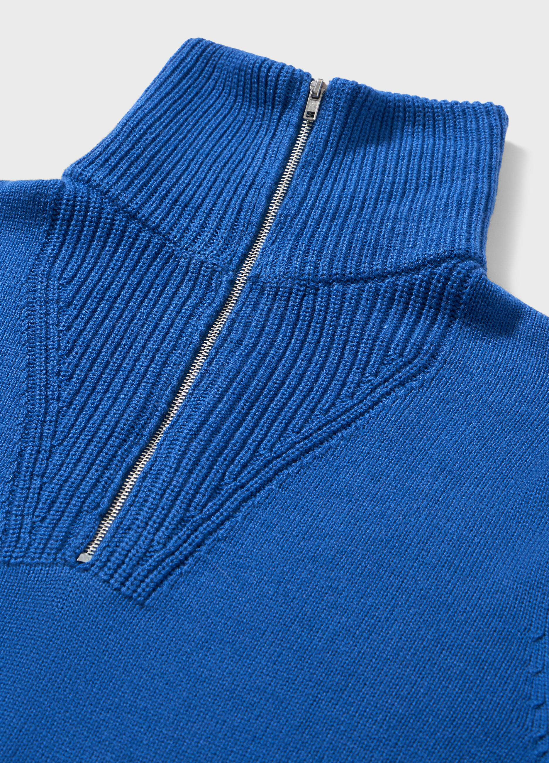 Knitted turtleneck with half zip