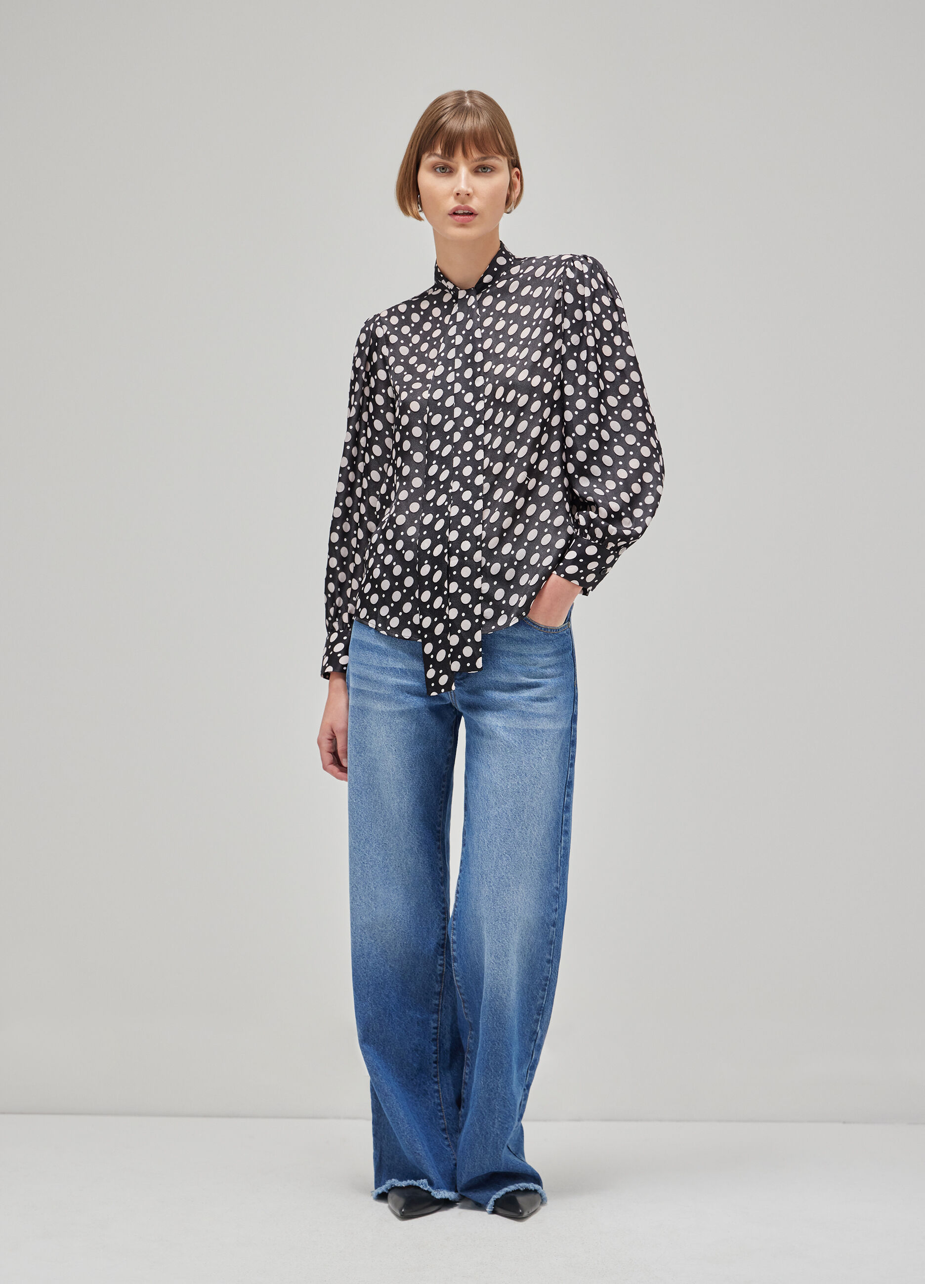 Viscose blend shirt with neck bow
