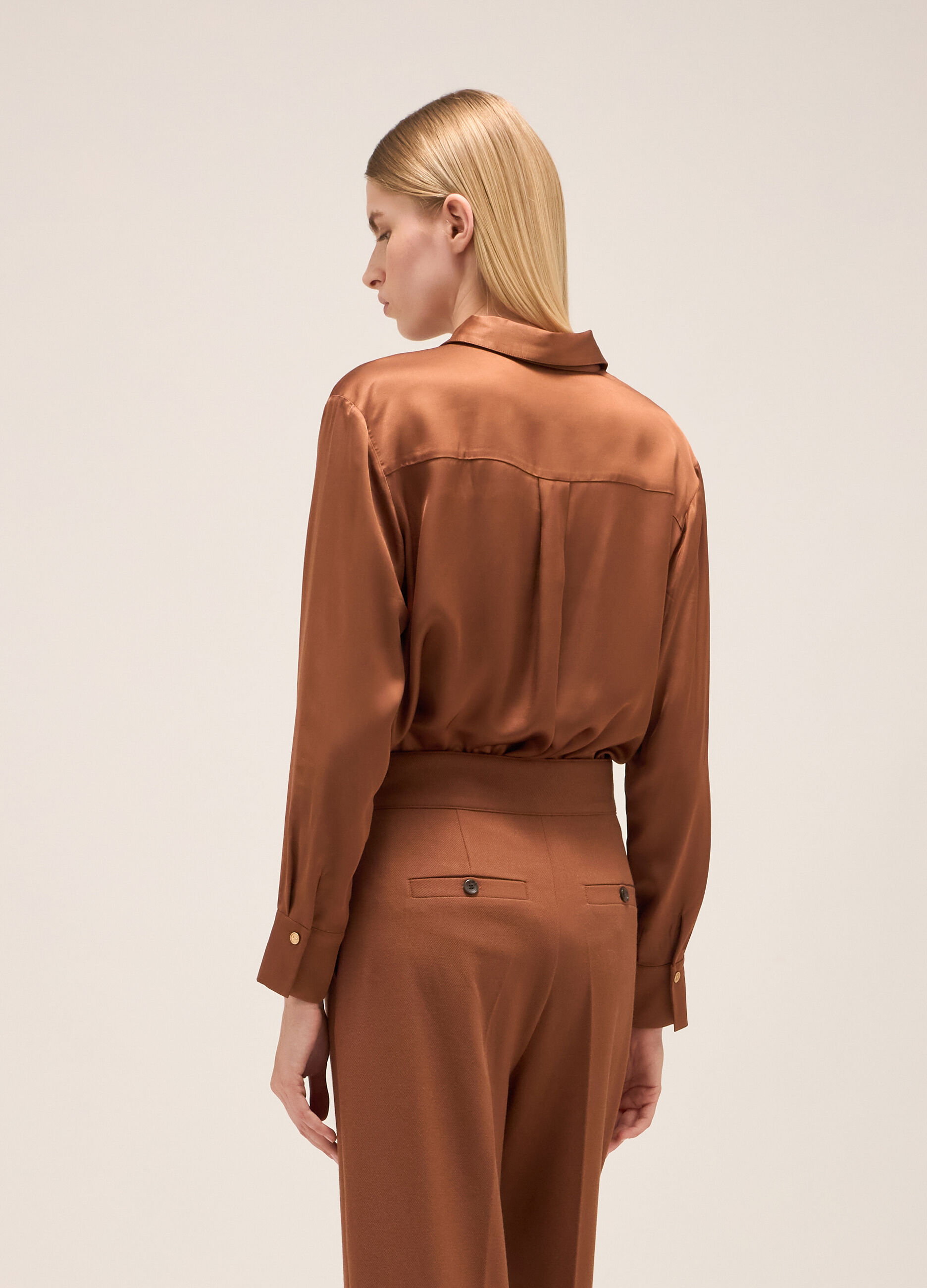 Viscose shirt with pockets