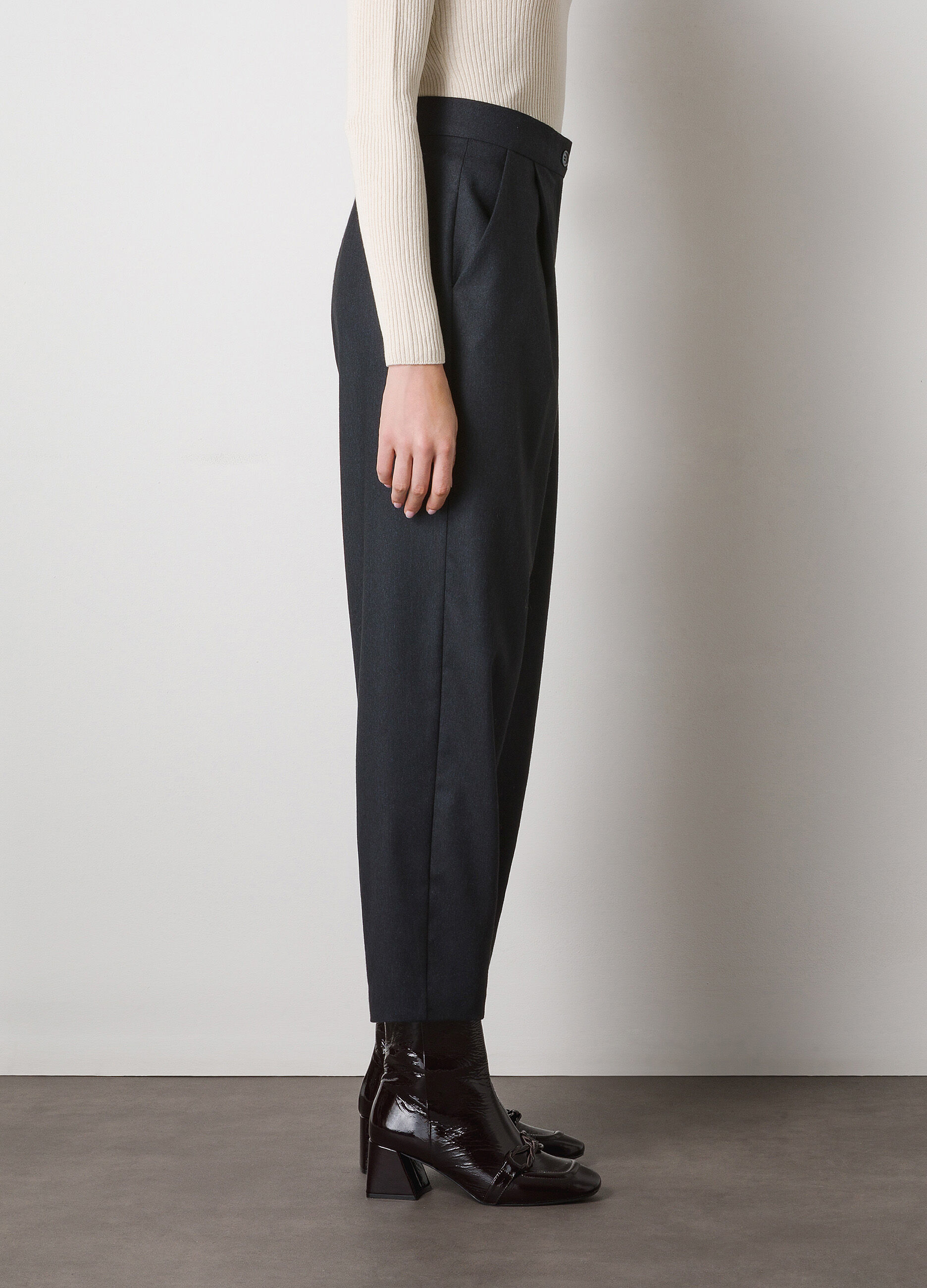 Wool blend slouchy trousers
