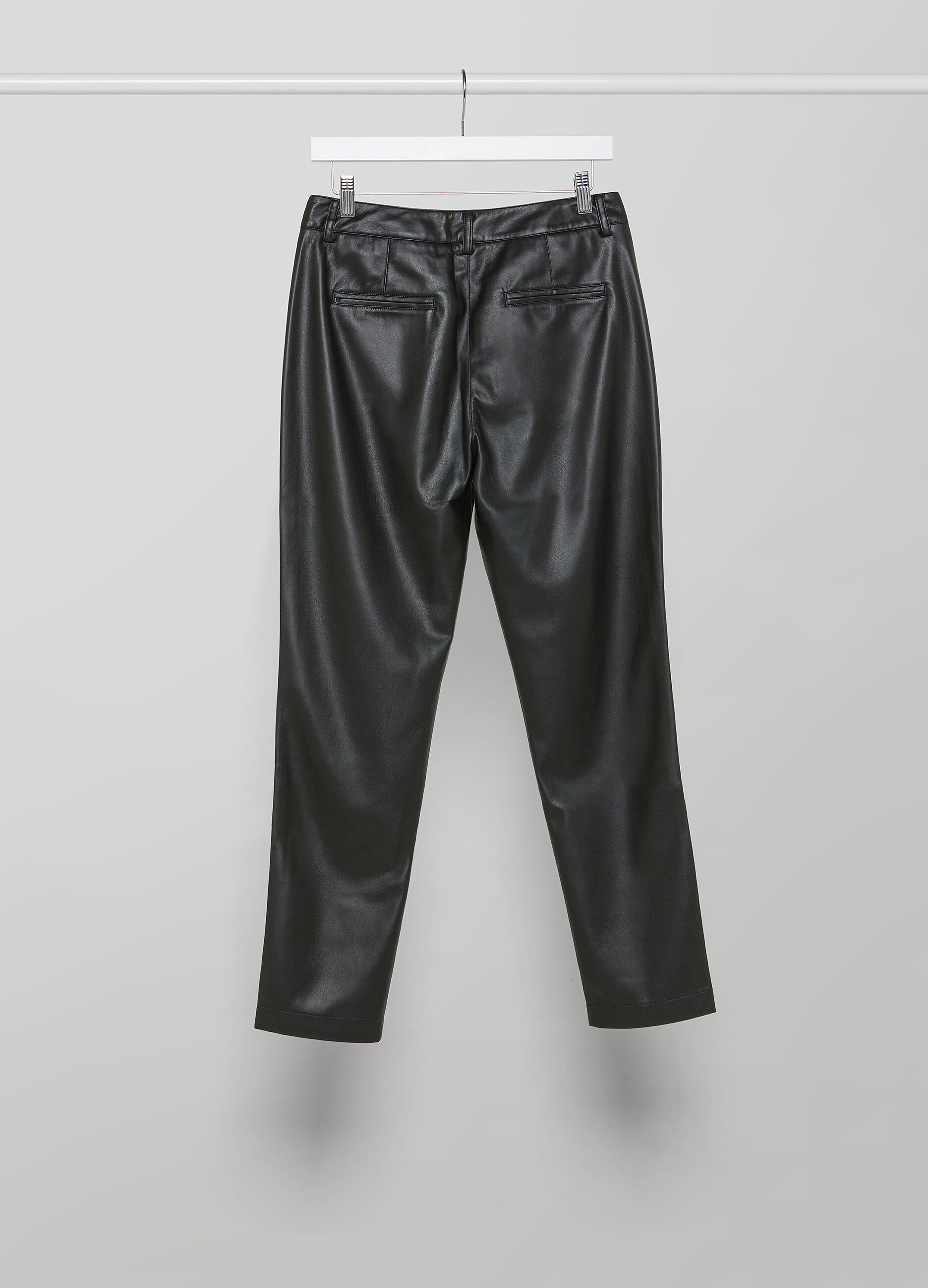 Faux leather trousers_5