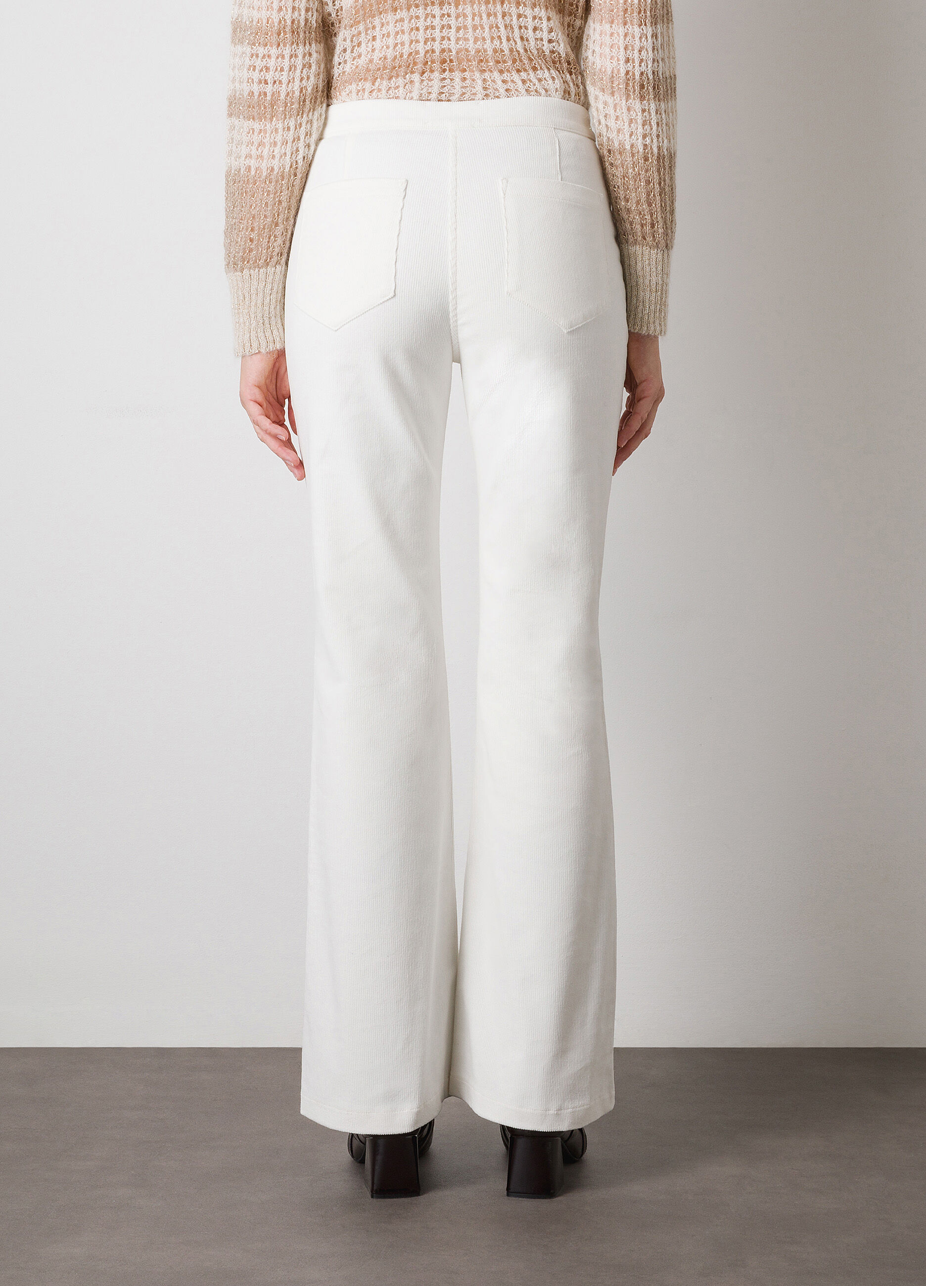 Pantalon blanc craie en velours côtelé flare fit _1