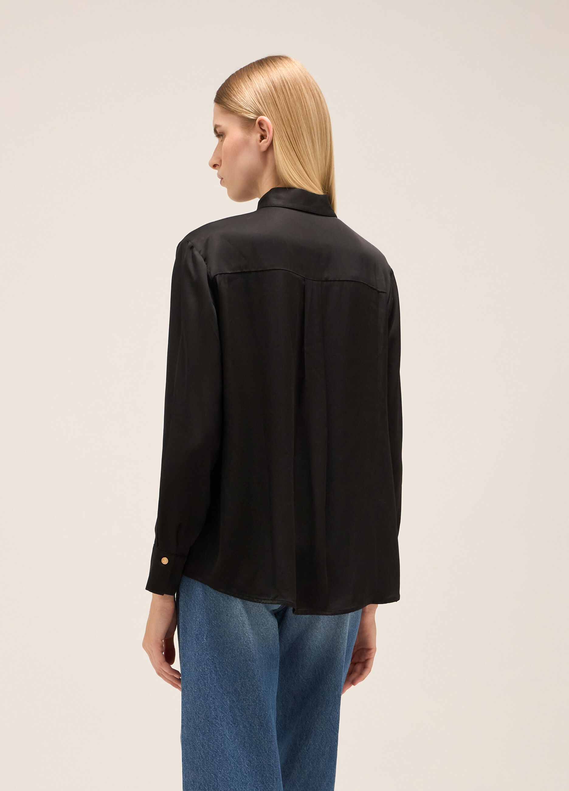 Viscose shirt with pockets