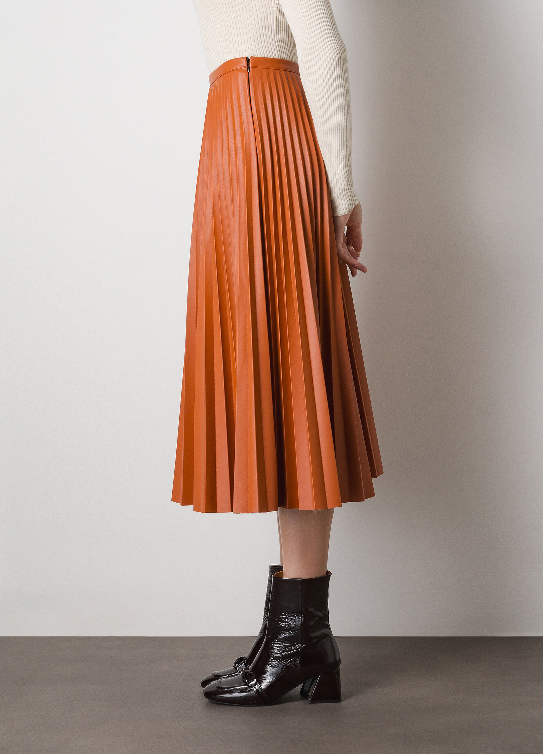Faux leather pleated skirt